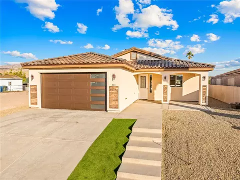 811 Palo Verde Dr, Bullhead City, AZ 86442
