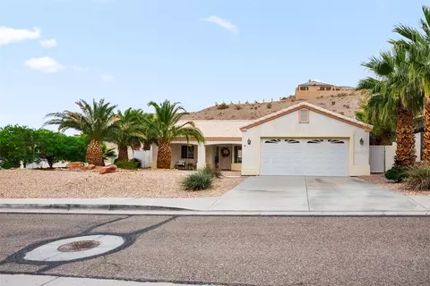 2915 Desert Trail Dr, Bullhead City, AZ 86429