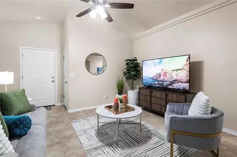 Living - 3283 E Farm Crest Ave, Kingman, AZ 86409 photo 2 of 2