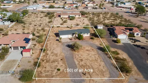 3662 N Venus Ct, Golden Valley, AZ 86413