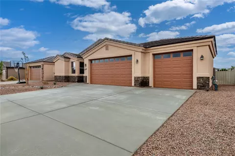 3850 E Mcvicar Ave, Kingman, AZ 86409