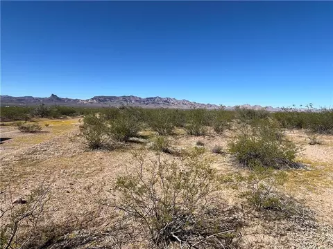 215-14 W 287 W Toluca Dr, Golden Valley, AZ 86413