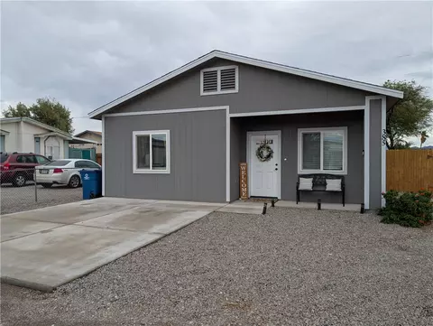 385 Harbor Dr, Bullhead City, AZ 86442