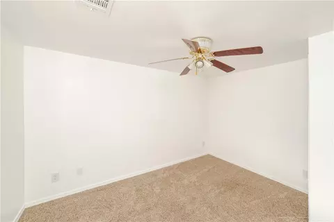 Bedroom - 3710 E Shaeffer Ave, Kingman, AZ 86409 photo 8 of 10