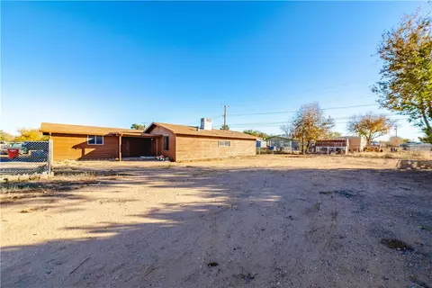Exterior - 3710 E Shaeffer Ave, Kingman, AZ 86409 photo 19 of 26