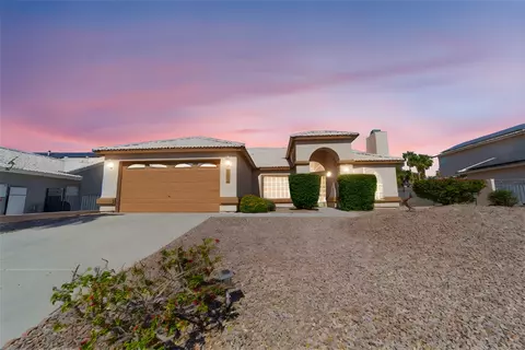 1947 E Crater Lake Dr, Fort Mohave, AZ 86426