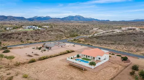 View/Area - 3263 Summit Dr, Kingman, AZ 86401 photo 5 of 6