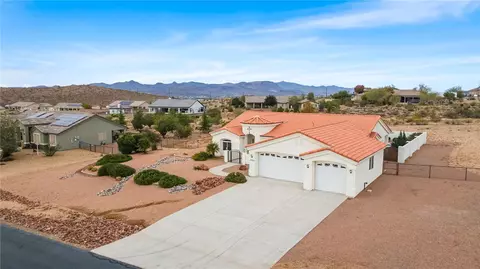 View/Area - 3263 Summit Dr, Kingman, AZ 86401 photo 2 of 6