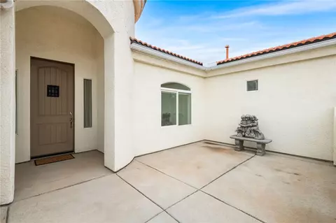 Exterior - 3263 Summit Dr, Kingman, AZ 86401 photo 3 of 6