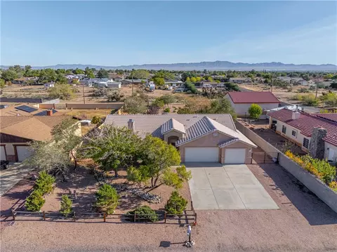 4748 Christy Dr, Kingman, AZ 86409