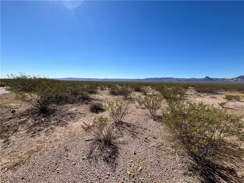 215-14 W 270 W Toluca Dr, Golden Valley, AZ 86413