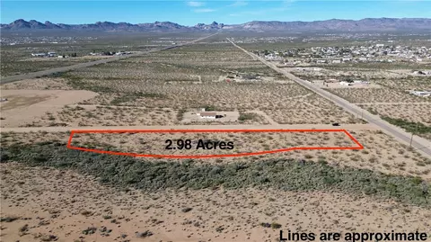 2 N 98 Ac N Hoover Rd, Golden Valley, AZ 86413