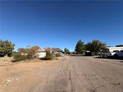 3575 E Devlin Ave, Kingman, AZ 86409 photo 4
