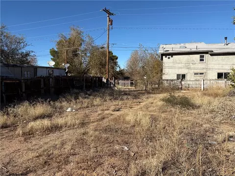 3575 E Devlin Ave, Kingman, AZ 86409