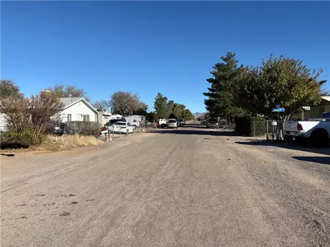 3575 E Devlin Ave, Kingman, AZ 86409 photo 12