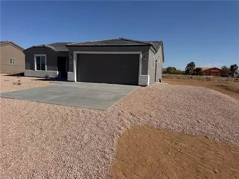7490 E Morningside Dr, Kingman, AZ 86401