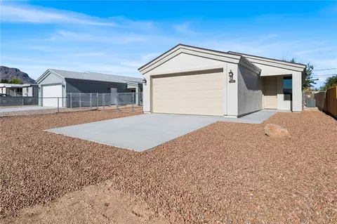 2275 E Ames Ave, Kingman, AZ 86409