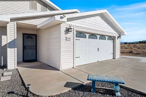 Exterior - 7657 E Chaparral Dr, Kingman, AZ 86401 photo 2 of 8