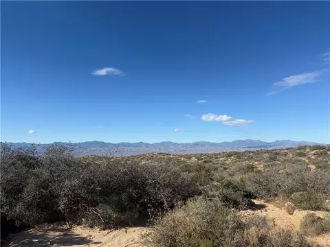 252-02 E 136 E Bogles Ranch Rd, Kingman, AZ 86401 photo 5