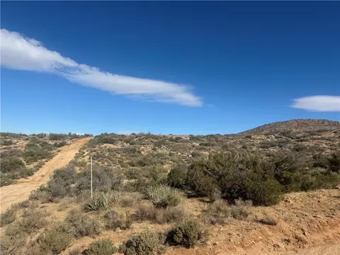252-02 E 136 E Bogles Ranch Rd, Kingman, AZ 86401 photo 4