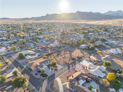 1450 Hidden Canyon Rd, Kingman, AZ 86401