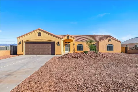 5700 S Ruth Dr, Fort Mohave, AZ 86426