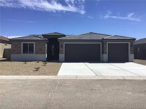 2156 E Twins Dr, Fort Mohave, AZ 86426