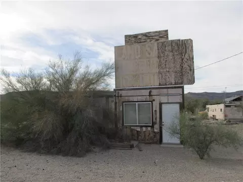 12249 S Fourth St, Yucca, AZ 86438