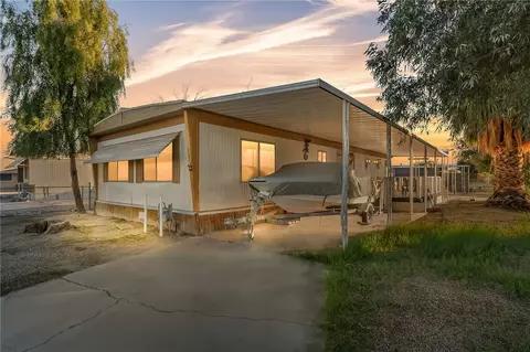 7874 S Oriole Dr, Mohave Valley, AZ 86440