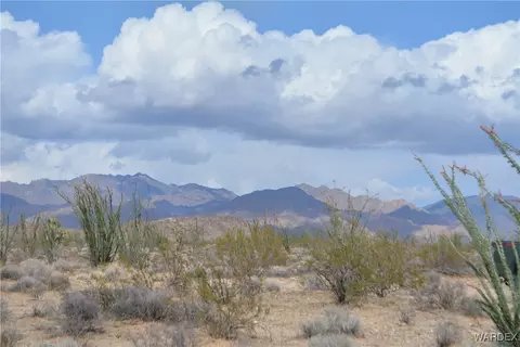 D4 Rose Well, Yucca, AZ 86438