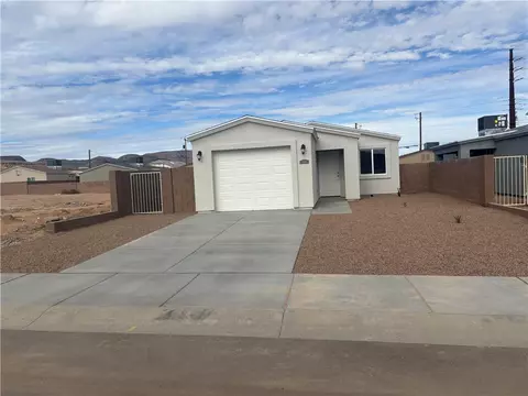 995 Berk Ave, Kingman, AZ 86409 photo 2