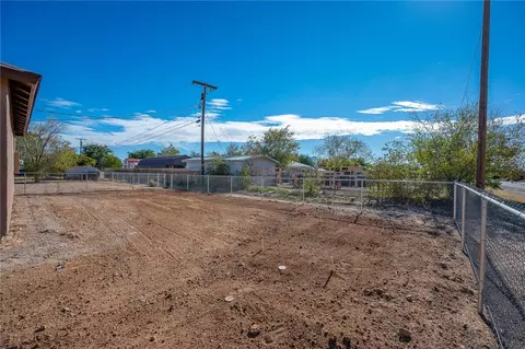 Exterior - 2800 E Lass Ave, Kingman, AZ 86409 photo 12 of 14