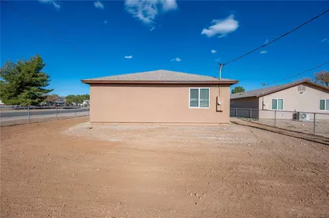 Exterior - 2800 E Lass Ave, Kingman, AZ 86409 photo 11 of 14