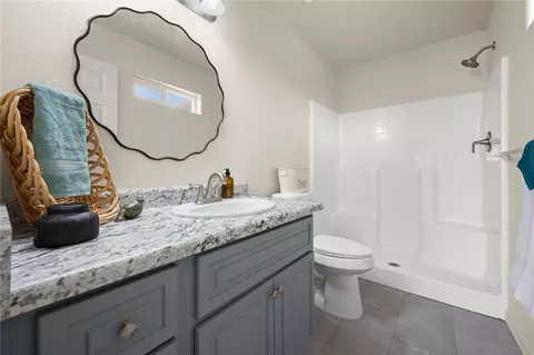 Bath - 2800 E Lass Ave, Kingman, AZ 86409 photo 1 of 2