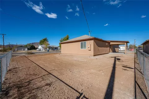 Exterior - 2800 E Lass Ave, Kingman, AZ 86409 photo 7 of 14