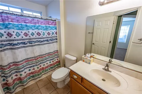 Bath - 3793 E Ames Ave, Kingman, AZ 86409 photo 1 of 5