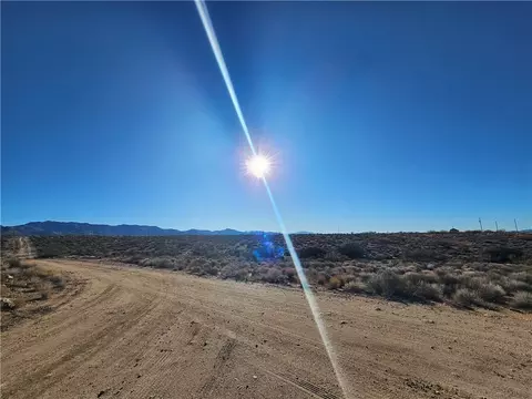 0000 Sleigh, Golden Valley, AZ 86413