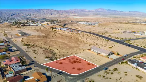 1655 Corona Vis, Bullhead City, AZ 86442