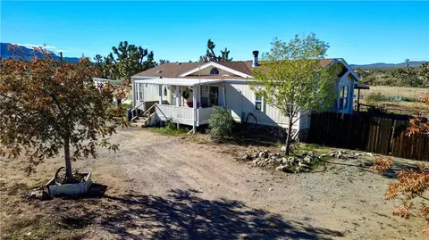 18597 N Quaint Dr, Dolan Springs, AZ 86441
