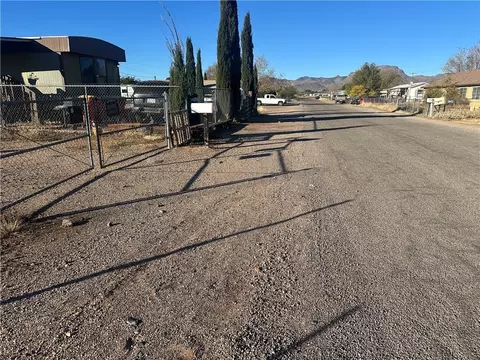 3570 E Ryan Ave, Kingman, AZ 86409 photo 10