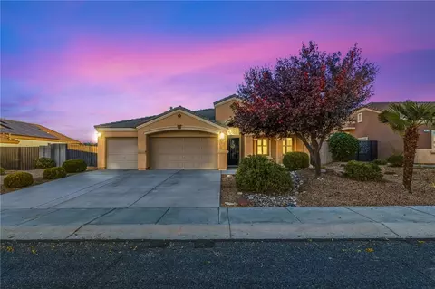3420 Rosewood St, Kingman, AZ 86401