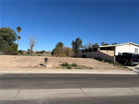 2510 S Via Arroyo Dr, Bullhead City, AZ 86442