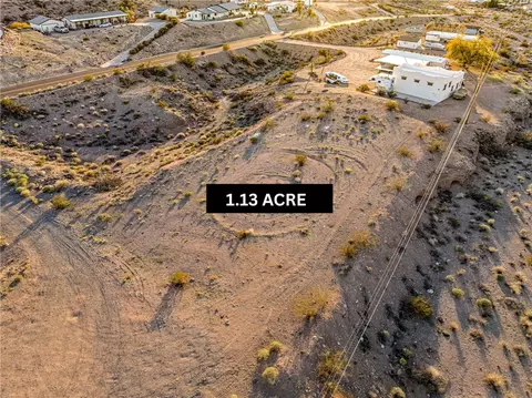 831 La Puerta Rd, Bullhead City, AZ 86429