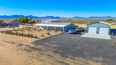 429 S Lochiel Rd, Golden Valley, AZ 86413
