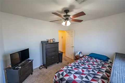 Bedroom - 3147 E Thompson Ave, Kingman, AZ 86409 photo 4 of 5