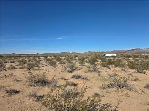 tbd Frontage Rd, Yucca, AZ 86438 photo 6