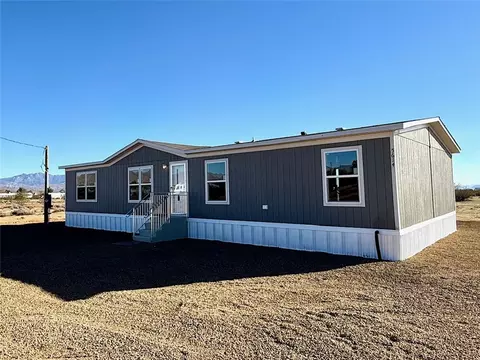 5614 W Newgard Dr, Golden Valley, AZ 86413
