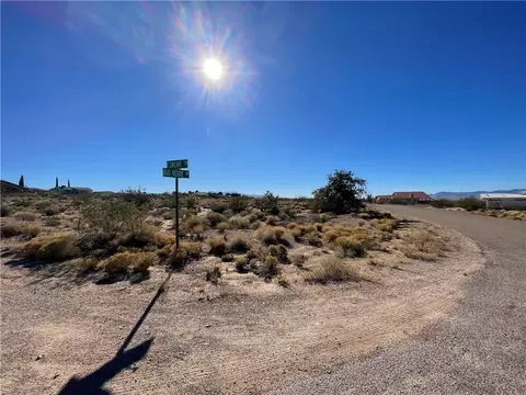 6944 Concho Ln, Kingman, AZ 86401