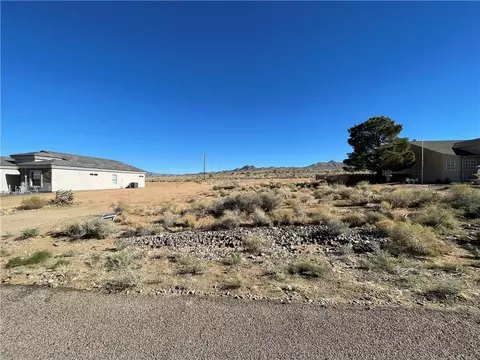 9434 N Vista Dr, Kingman, AZ 86401
