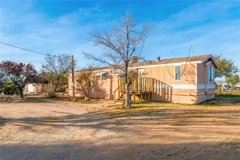 533 S Horn Rd, Golden Valley, AZ 86413